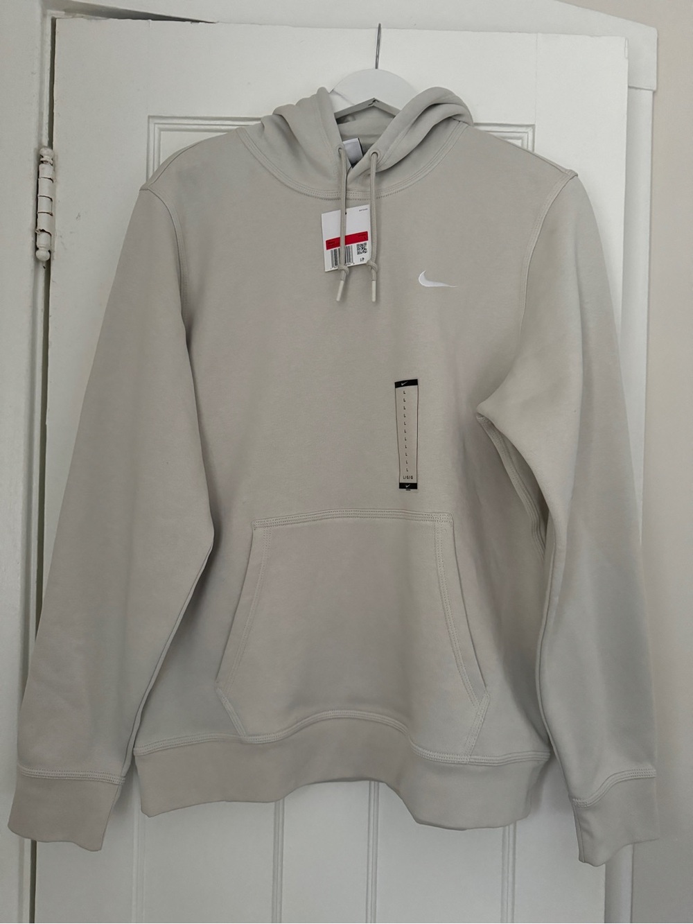 Nike Men's Grey Pullover Hoodie with White Swoosh